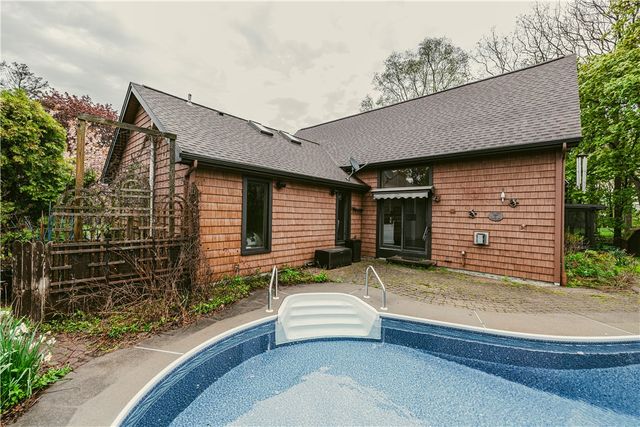 243 Inspiration Point Road, Webster, NY 14580