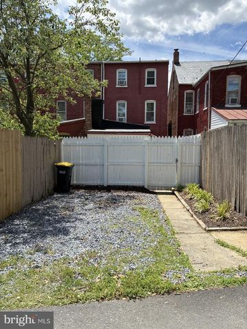 759 MARIETTA AVE, Lancaster, PA 17603