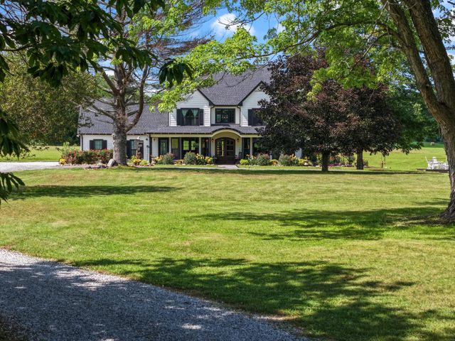 9952 Missionary Ridge Rd, Bon Aqua, TN 37025