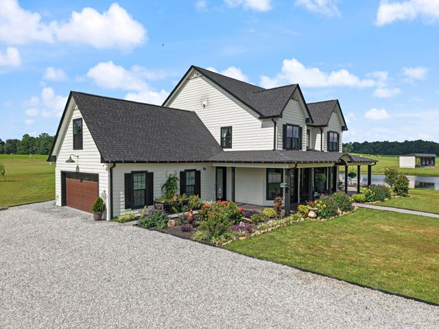 9952 Missionary Ridge Rd, Bon Aqua, TN 37025