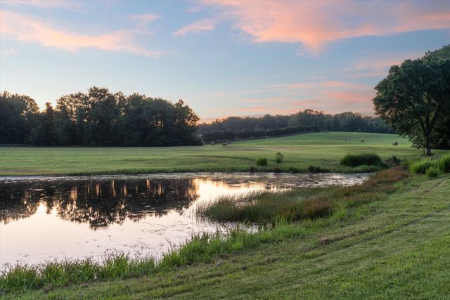 9952 Missionary Ridge Rd, Bon Aqua, TN 37025