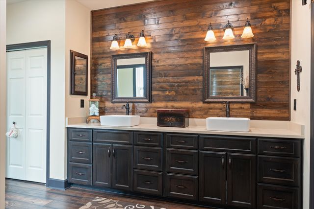 9952 Missionary Ridge Rd, Bon Aqua, TN 37025