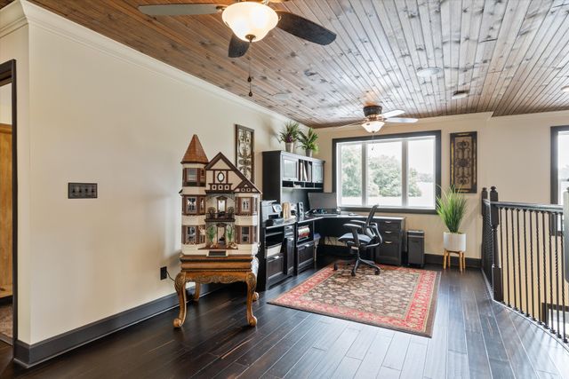 9952 Missionary Ridge Rd, Bon Aqua, TN 37025