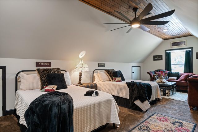9952 Missionary Ridge Rd, Bon Aqua, TN 37025