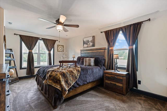 9952 Missionary Ridge Rd, Bon Aqua, TN 37025