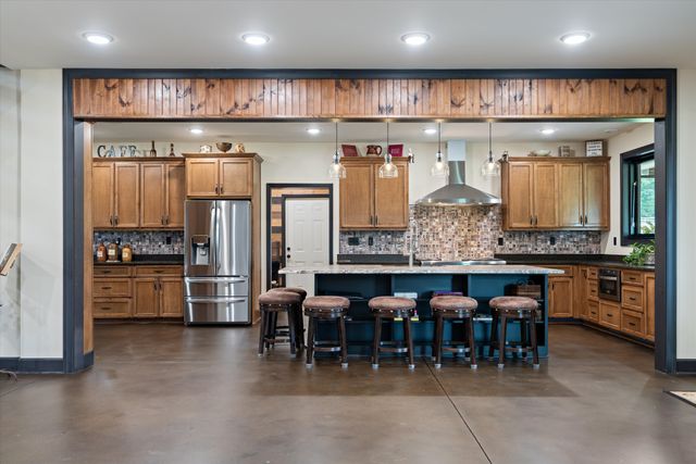 9952 Missionary Ridge Rd, Bon Aqua, TN 37025