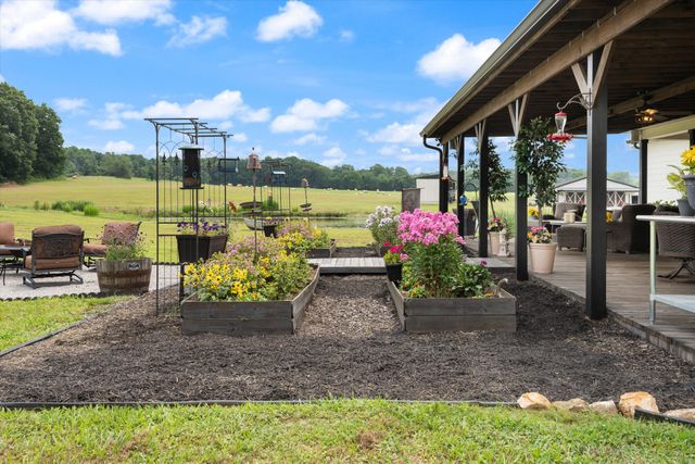 9952 Missionary Ridge Rd, Bon Aqua, TN 37025