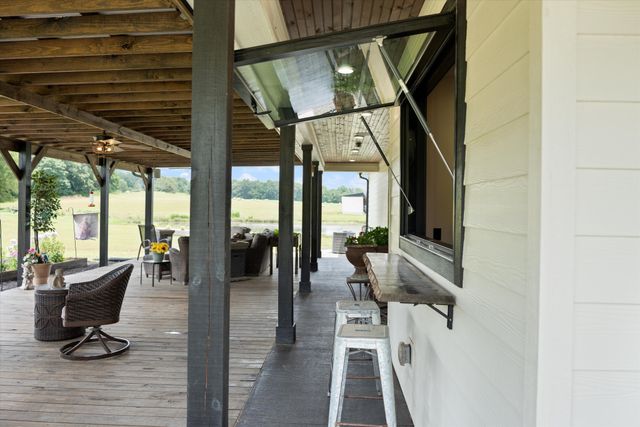 9952 Missionary Ridge Rd, Bon Aqua, TN 37025