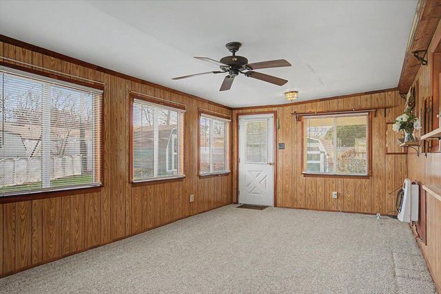 1 LINDA CIR, Newark, DE 19713