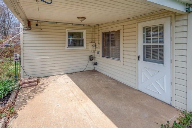 1 LINDA CIR, Newark, DE 19713