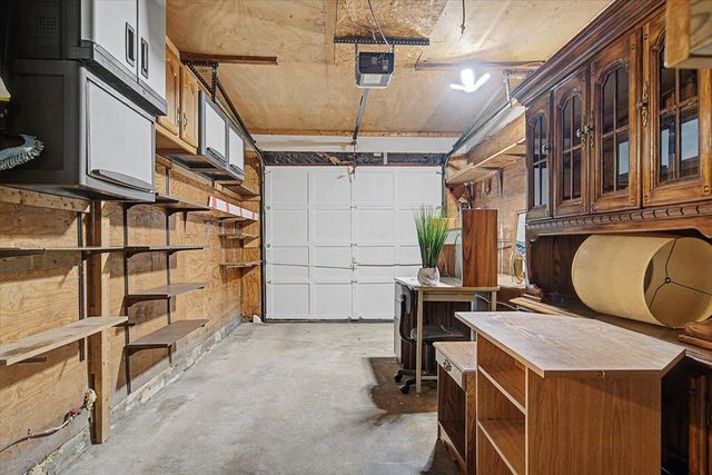 1 LINDA CIR, Newark, DE 19713