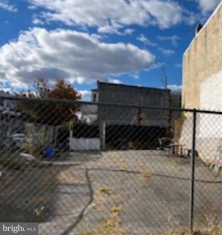 316 S 60TH ST, Philadelphia, PA 19143