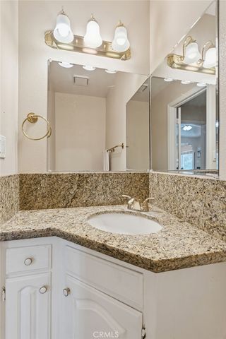 375 W Hagler Avenue, Fresno, CA 93711
