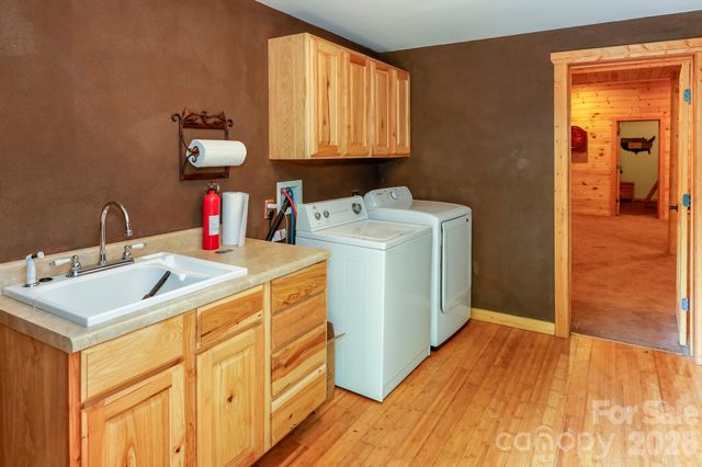 184 Sunlight Path, Lake Lure, NC 28746