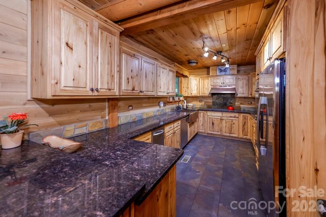184 Sunlight Path, Lake Lure, NC 28746