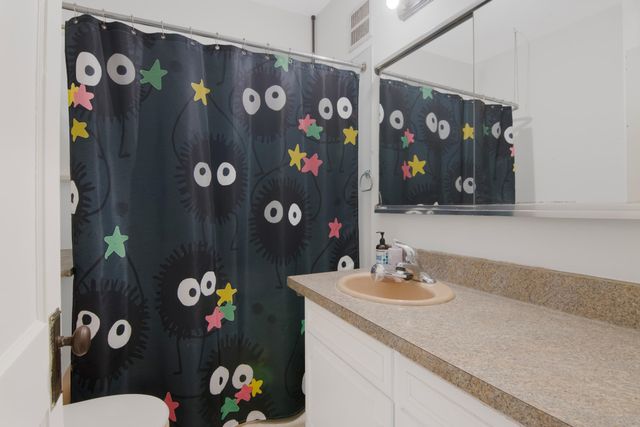 214 Wellington Street, Traverse City, MI 49686