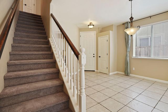 3015 English Oak Cir, Stockton, CA 95209
