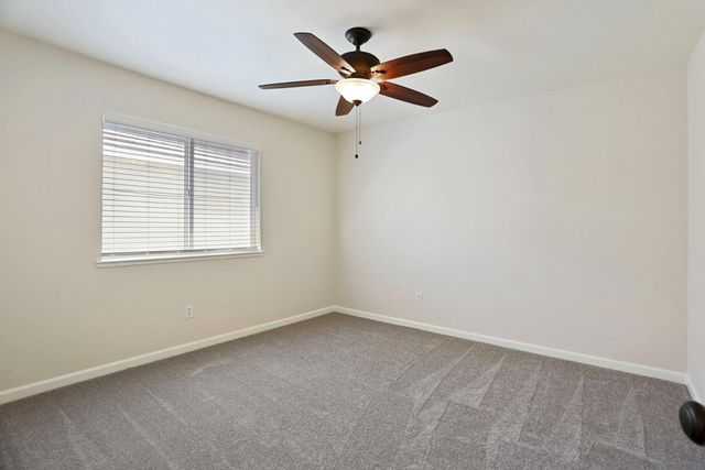 3015 English Oak Cir, Stockton, CA 95209