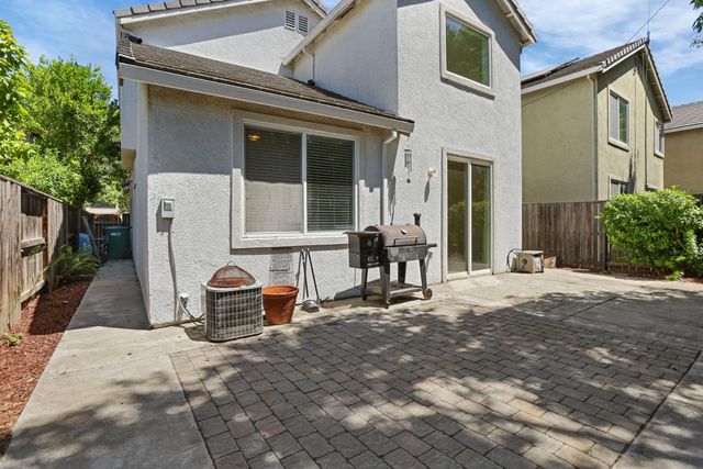 3015 English Oak Cir, Stockton, CA 95209