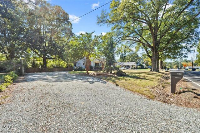 2915 Fawn Avenue, Durham, NC 27705