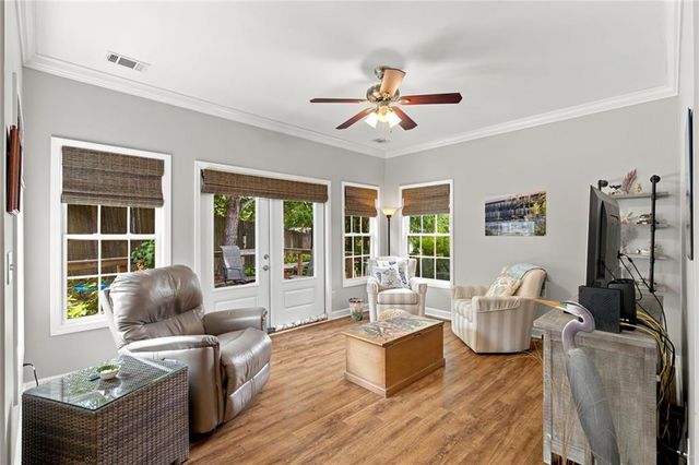 129 Holiday Road 22, Buford, GA 30518