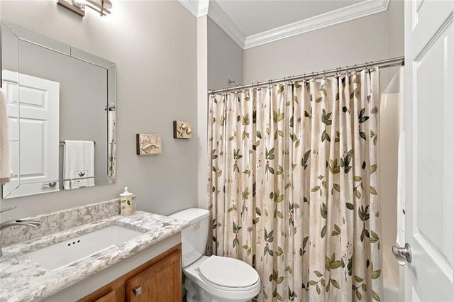 129 Holiday Road 22, Buford, GA 30518
