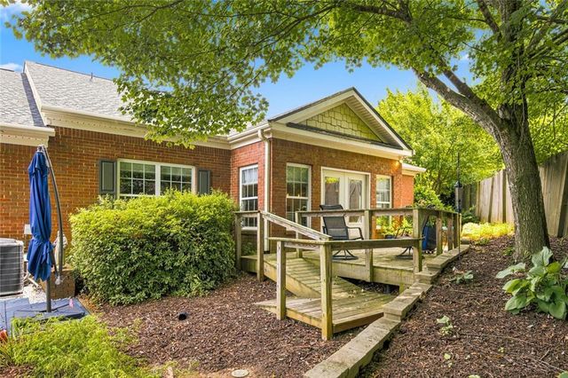 129 Holiday Road 22, Buford, GA 30518