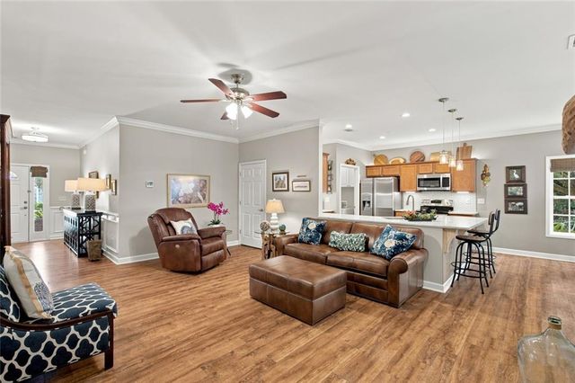 129 Holiday Road 22, Buford, GA 30518