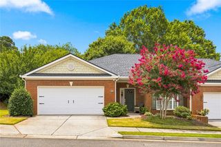 129 Holiday Road 22, Buford, GA 30518