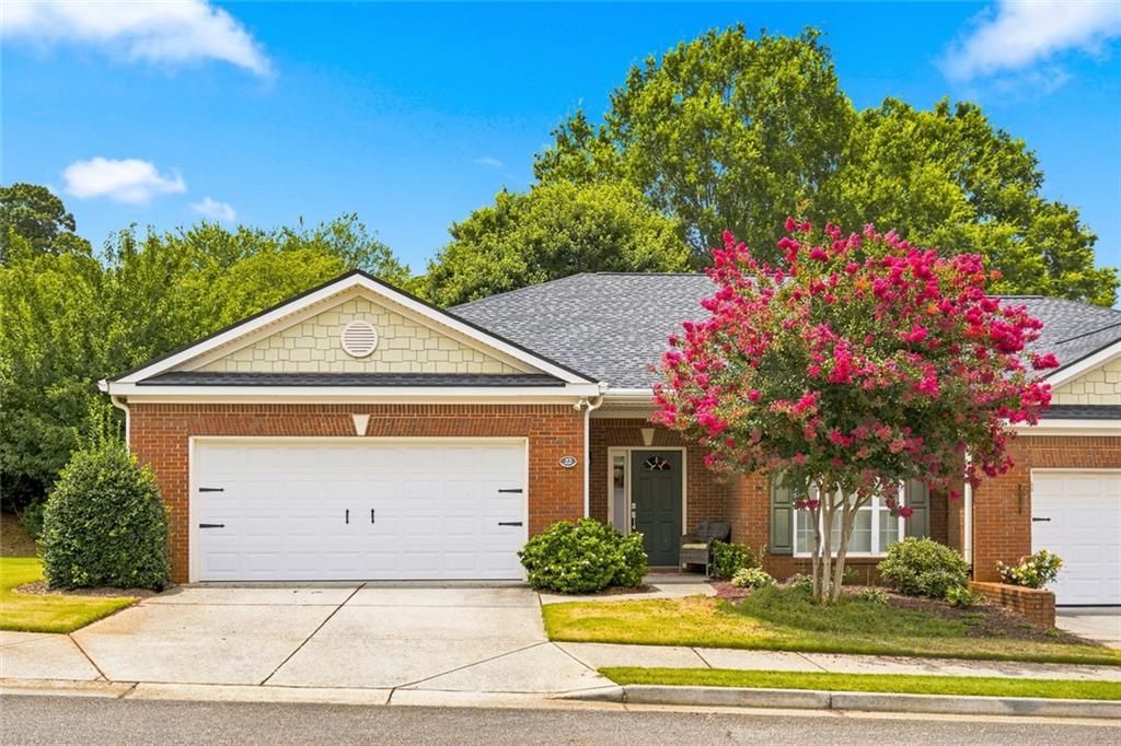 129 Holiday Road 22, Buford, GA 30518