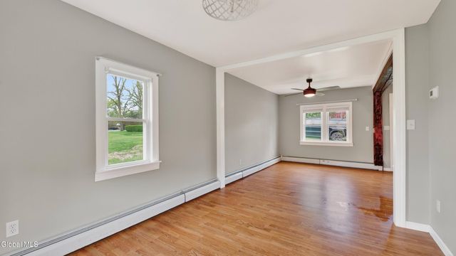 422 Vandenburgh Point Road, Mayfield, NY 12078
