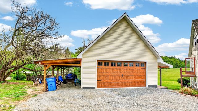 422 Vandenburgh Point Road, Mayfield, NY 12078