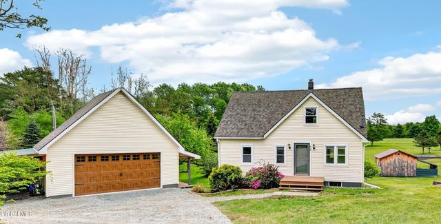 422 Vandenburgh Point Road, Mayfield, NY 12078