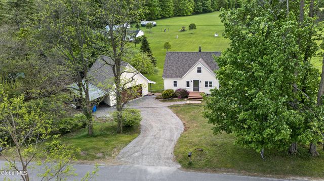 422 Vandenburgh Point Road, Mayfield, NY 12078