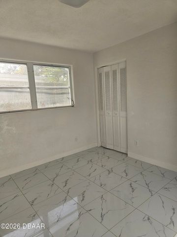 608 Doris Place, South Daytona, FL 32119