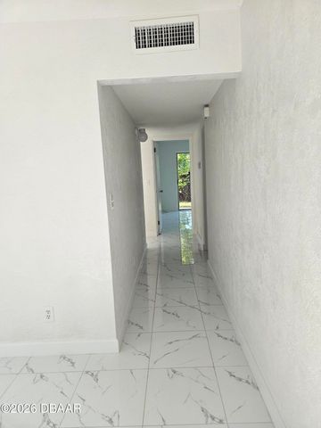 608 Doris Place, South Daytona, FL 32119