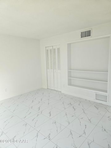 608 Doris Place, South Daytona, FL 32119