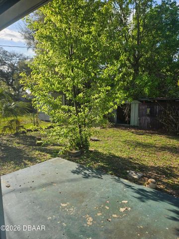 608 Doris Place, South Daytona, FL 32119