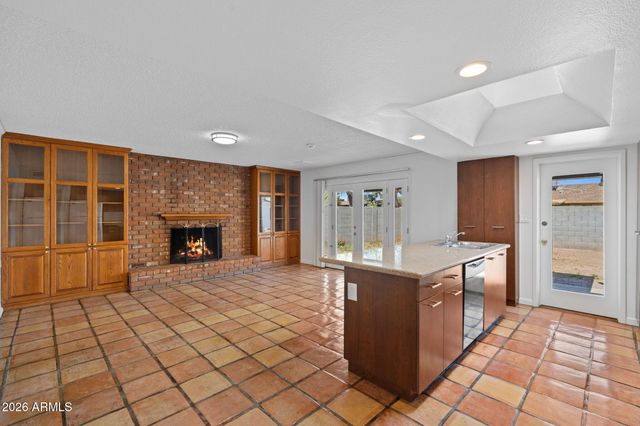 1664 E DEL RIO Drive, Tempe, AZ 85282