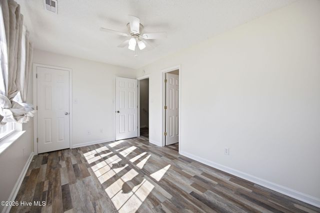 83 Crush Court, Swansboro, NC 28584