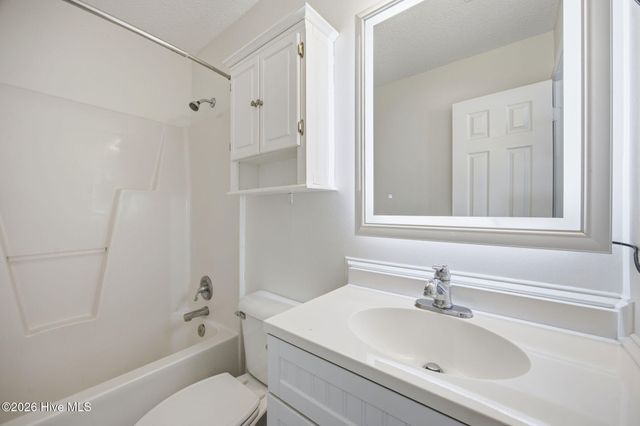 83 Crush Court, Swansboro, NC 28584