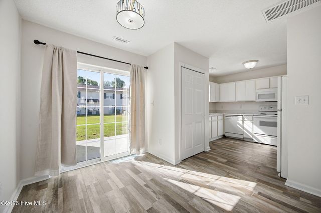 83 Crush Court, Swansboro, NC 28584