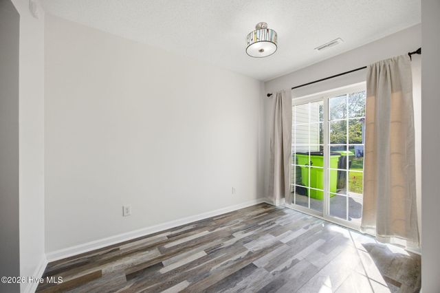 83 Crush Court, Swansboro, NC 28584