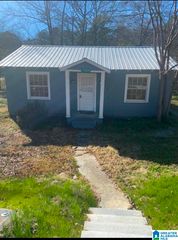 1506 GAMBLE AVENUE, Jasper, AL 35501