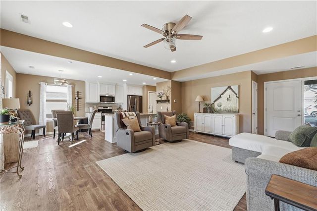 902 Highland Street, Pleasant Hill, MO 64080