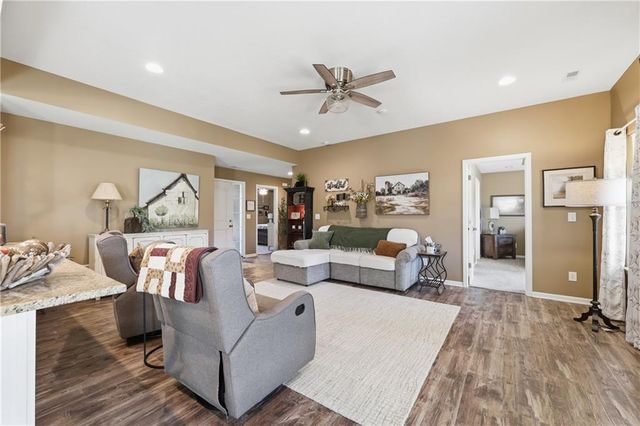 902 Highland Street, Pleasant Hill, MO 64080