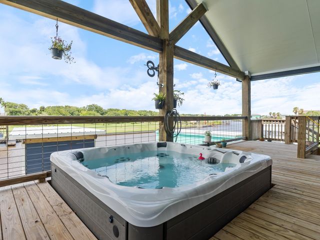 793 County Road 291, Sargent, TX 77414