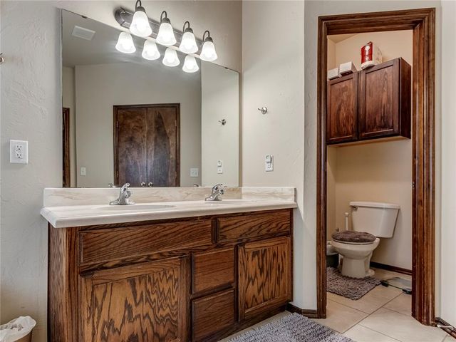 10901 SW 31st Street, Yukon, OK 73099