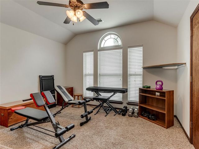 10901 SW 31st Street, Yukon, OK 73099