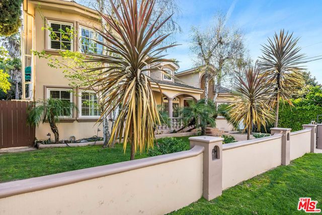 4063 Benedict Canyon Drive, Sherman Oaks, CA 91423